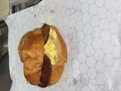 Hardeman’s Bar B Que & Catering