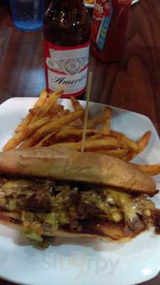 Till's Bar And Restaurant