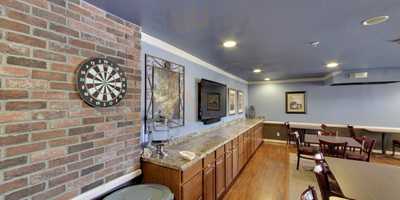 Till's Bar And Restaurant