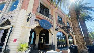 Made L.v. American Tavern