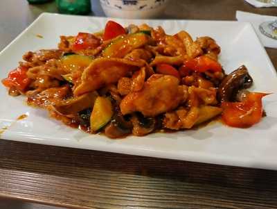 Lucky Chinese Express