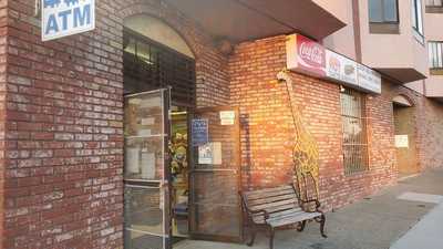 George's Zoo Liquor Deli