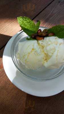 Quickie Pickie On Cesar Chavez