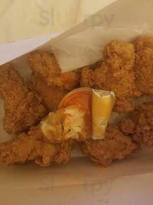 Lee's Famous Recipe Chicken