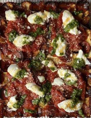 Caruso Pizzeria Restaurant