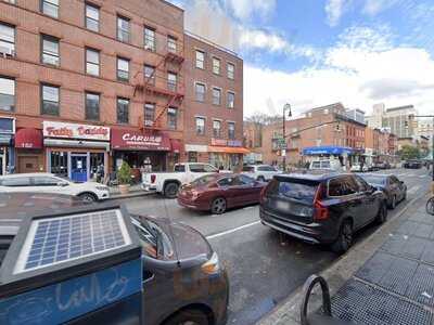 Caruso Pizzeria Restaurant