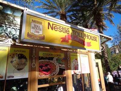 Nestle Tollhouse Cafe