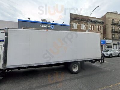 Mendel's 18th Ave Pizza