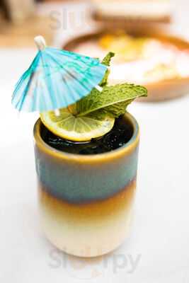 Luna Kitchen & Cocktails