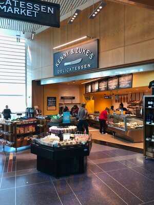 Kenny & Zuke's Delicatessen & Market