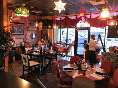 Giovanni's Hole In The Wall