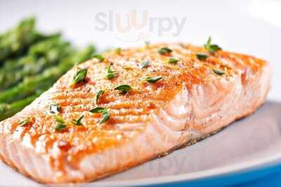 Giovanni's Hole In The Wall