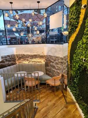 Jonquil's Cafe And Bakery