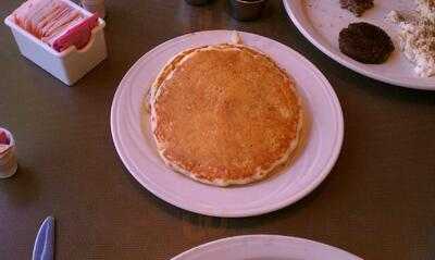 Plaza Pastries & Donuts