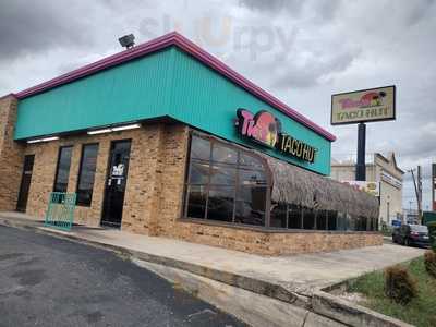 Lisa's Taco Hut