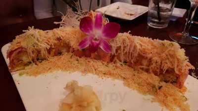 Sakana Sushi & Asian Bistro