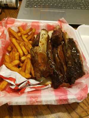 Ranell's Cafe And Market