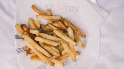 Ranell's Cafe And Market