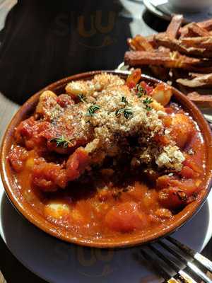 Thackeray Cafe And Bar