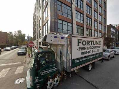 Two Lights Seafood & Oyster