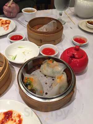 Canton Seafood & Dim Sum House