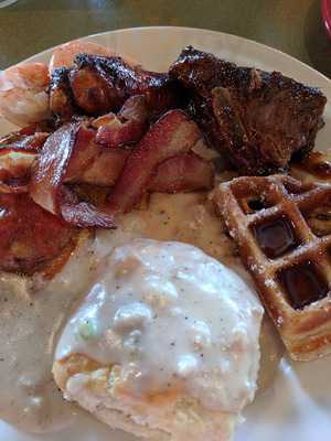 Tussey’s Casual Gril