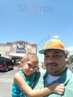 Chuck E. Cheese