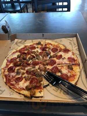 Pieology Pizzeria, Austin, Tx