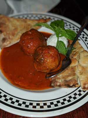 California Pizza Kitchen