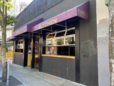 Earl's On The Avenue