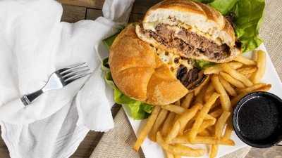 Nick's Roast Beef, Woodhaven Rd.