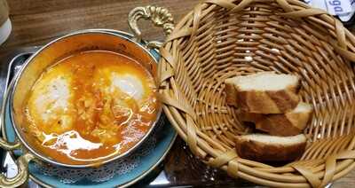 Rozina Bakehouse & Coffee