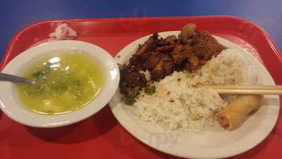 Hoa Hoa Restaurant At Dobie Mall