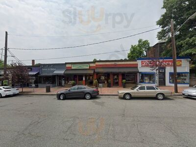 Takoma Station Tavern