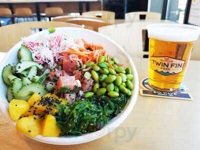 Twin Fin Poke