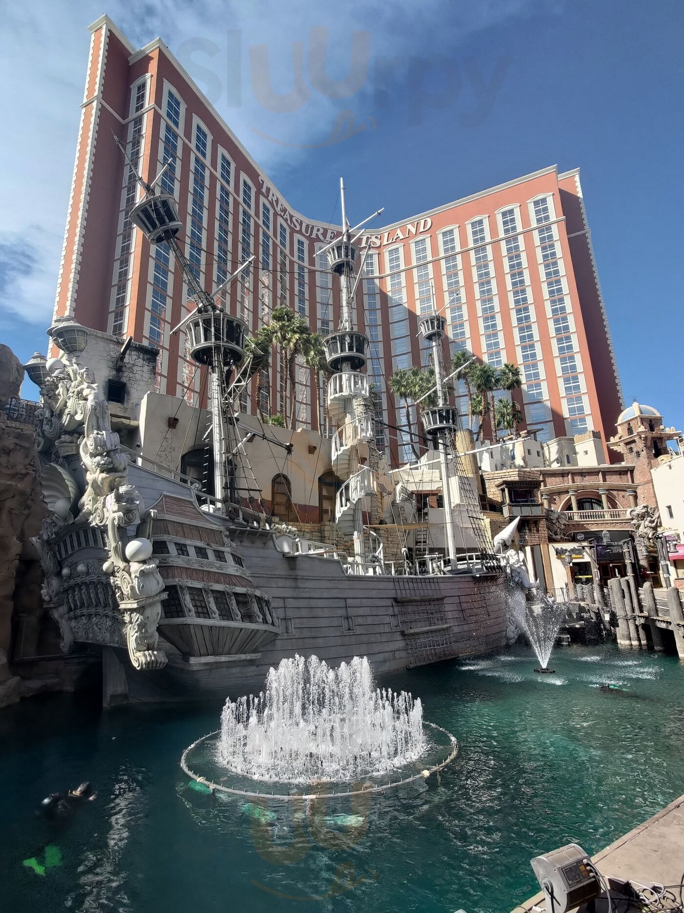 Treasure Island Pool & Cabanas