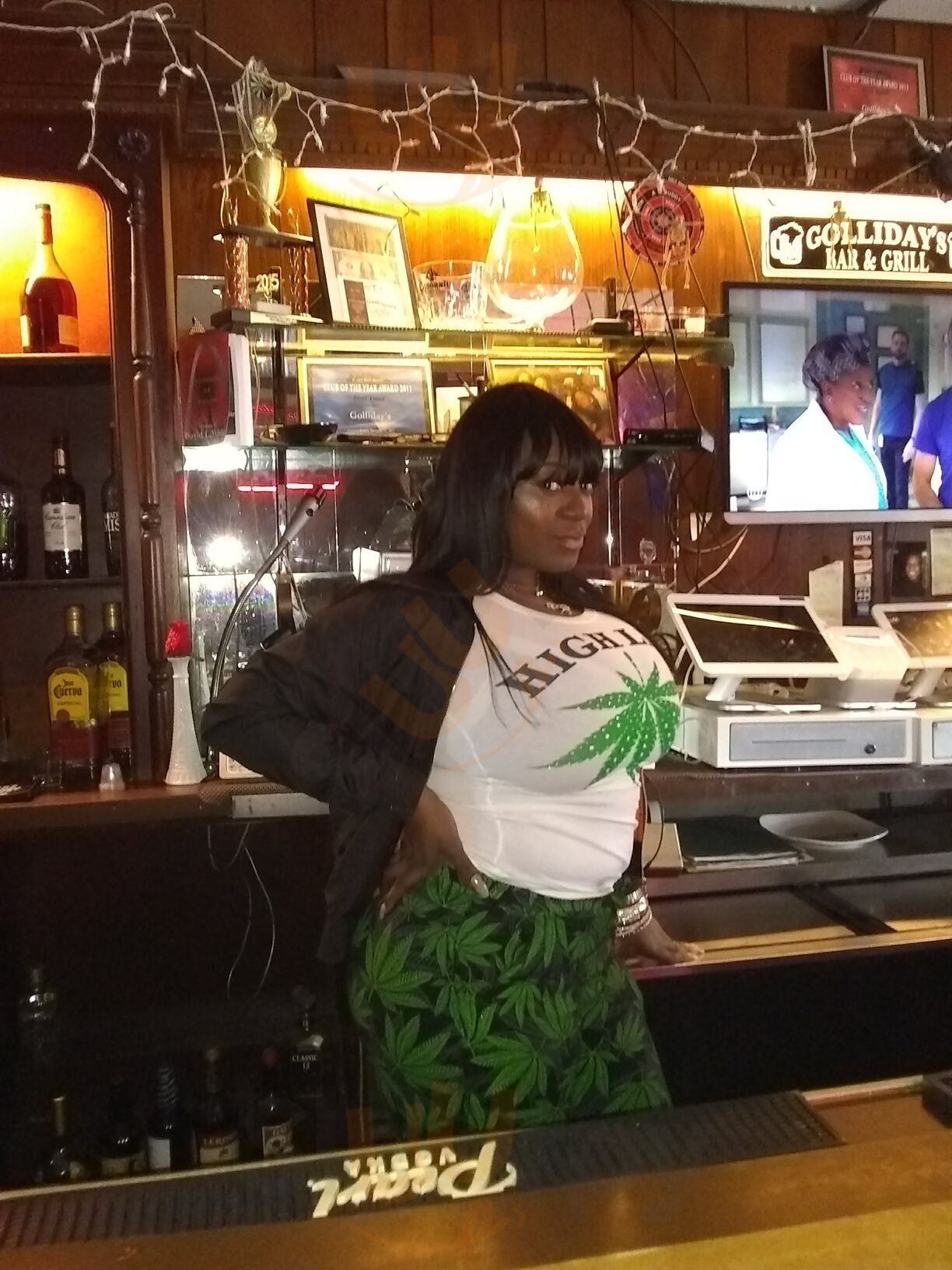 Golliday's Bar & Grill