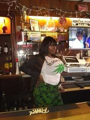 Golliday's Bar & Grill