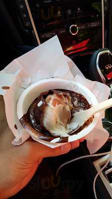 Twirl & Dip Soft Serve