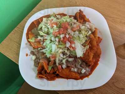 Pizzeria Y Taqueria La Favorita