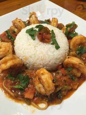 Fort Hill Bar & Grill