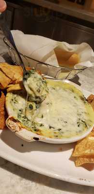 Carino's Italian-sa Military