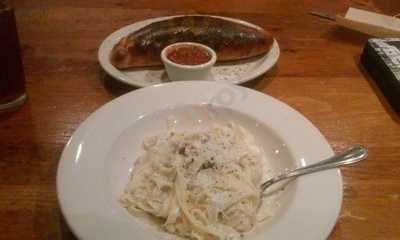 Carino's Italian-sa Military