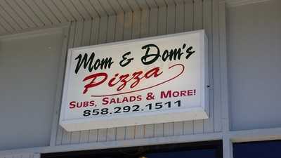 Mom & Dom's Pizza