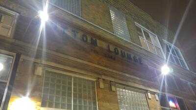 Bottom Lounge