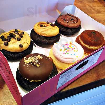 Cupcake Royale - Queen Anne