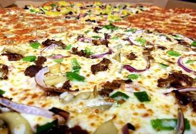 Geos Pizzas, Subs, And Wings