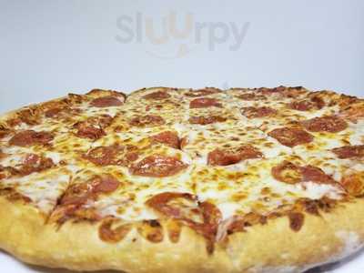 Geos Pizzas, Subs, And Wings