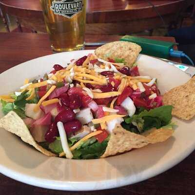 Flying Pig Bistro Pub