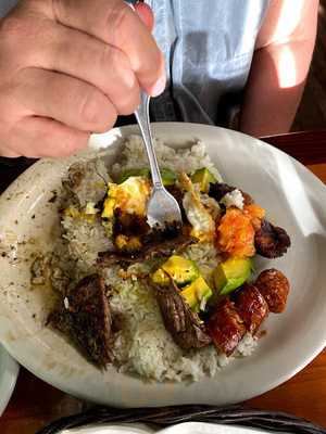 El Palacio De Los Frijoles